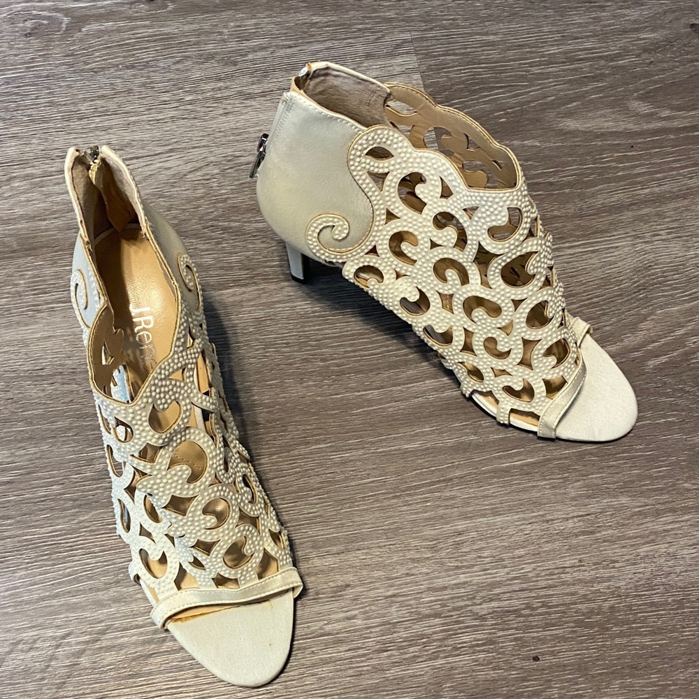 J.Renee Elegant Cream Peep-Toe Heels